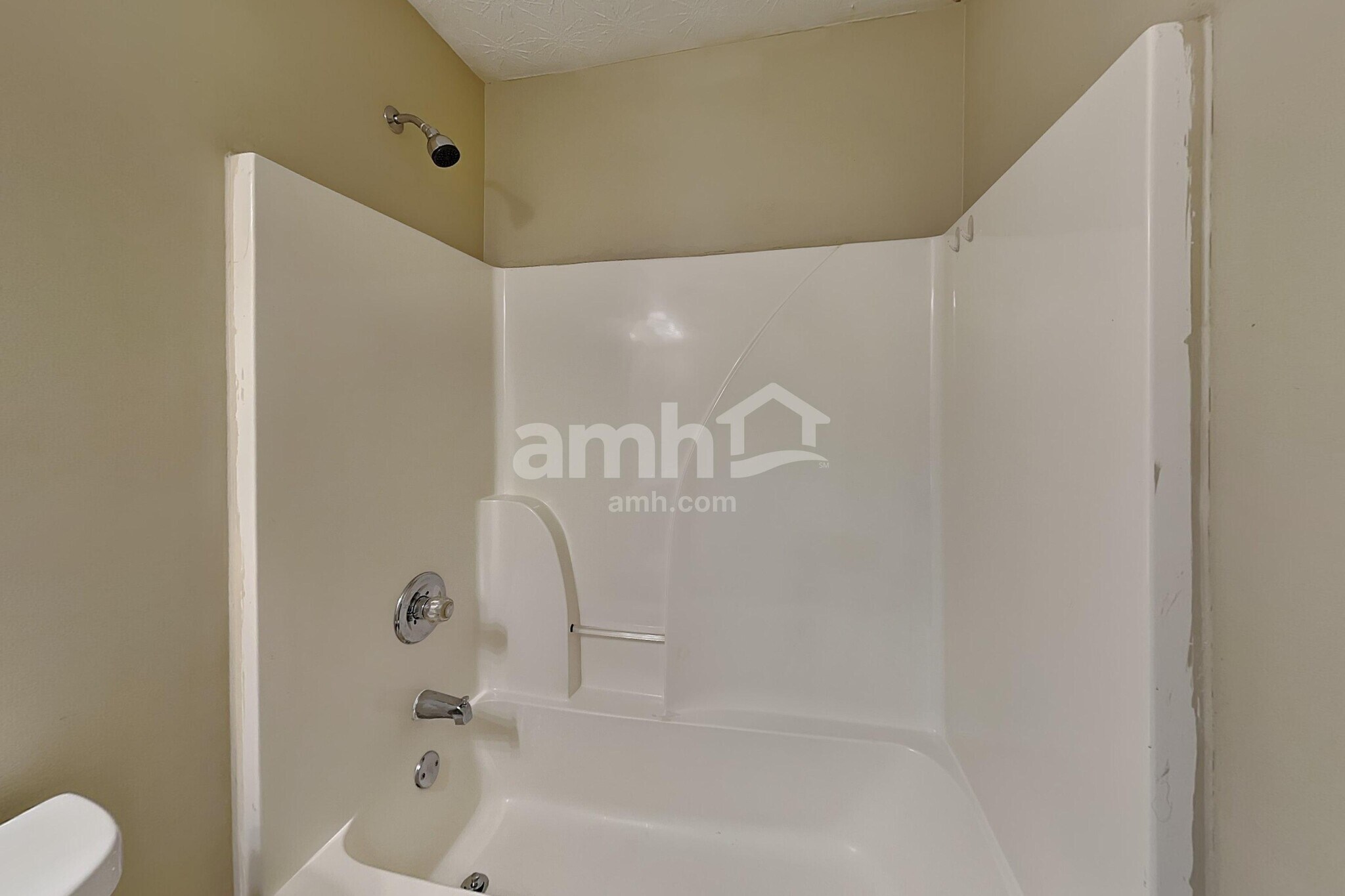 Building Photo - 4422 Keenly Valley Dr NE