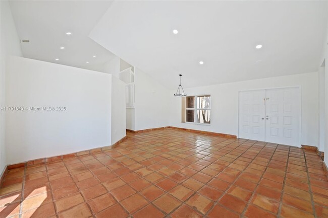 Building Photo - 14531 Hampton Pl