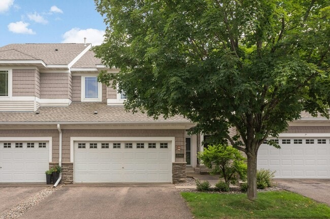 Building Photo - 15865 Porchlight Ln