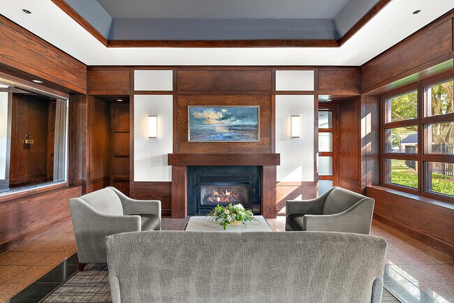 Building Photo - 250 E Harbortown Dr