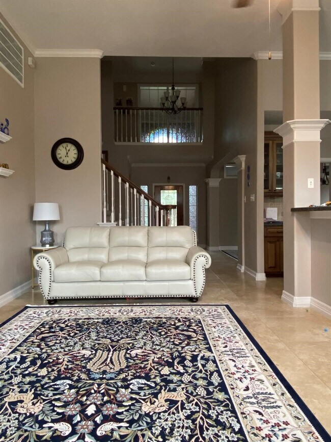 Building Photo - 11611 Canyon Breeze Dr