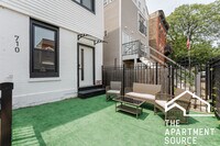 Building Photo - 710 N Elizabeth St