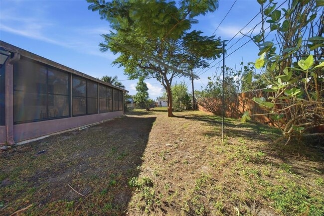 Building Photo - 11373 62nd Ave N