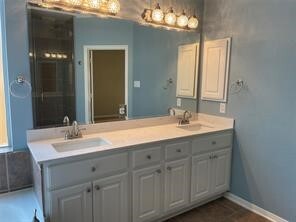 Building Photo - 1515 Mesa Verde Dr