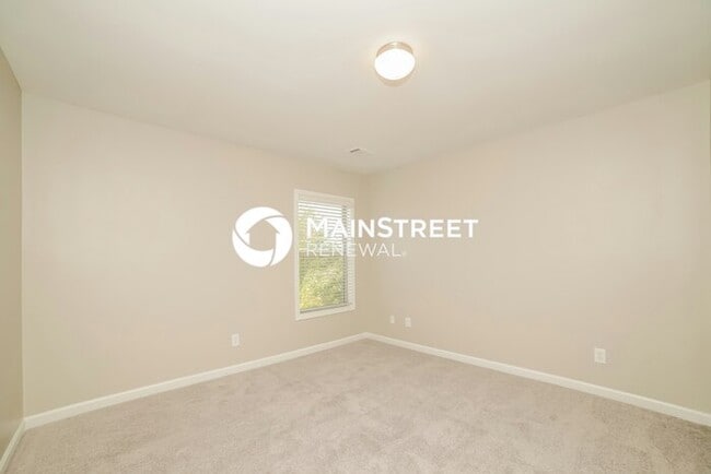 Building Photo - 4 Bedroom Pet-Friendly Home in Union City, GA with Main Street Renewal