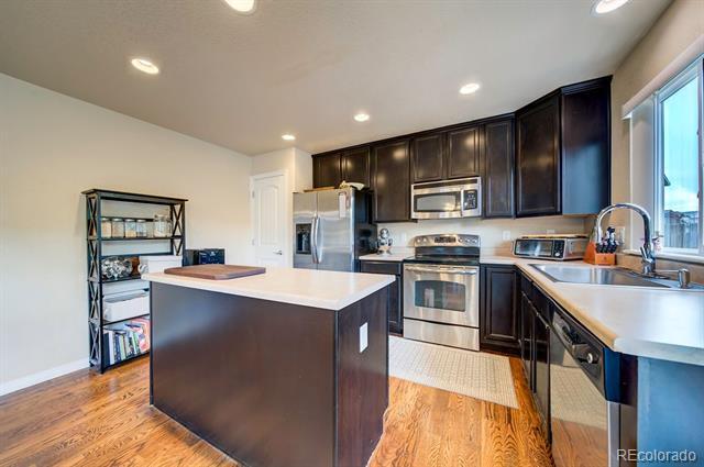 Building Photo - 8013 Pinfeather Dr