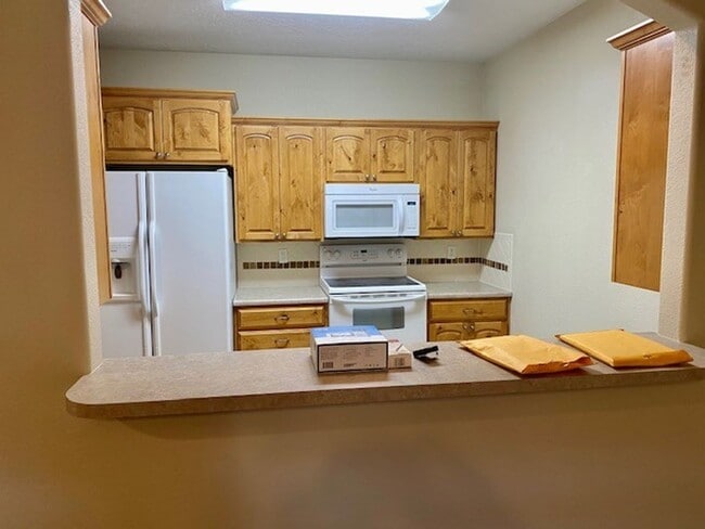 Building Photo - Main Level West Fork Condo
