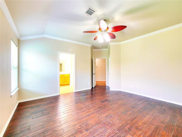 Building Photo - 6925 Red Bluff Dr