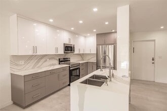 Building Photo - 4100 N 58th Ave