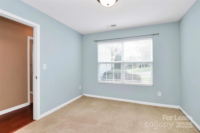 Building Photo - 7000 Dacian Ln