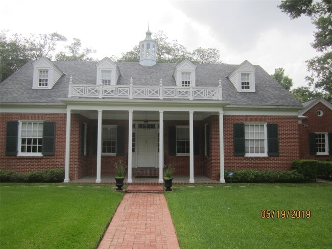 Building Photo - 5326 Mandell St