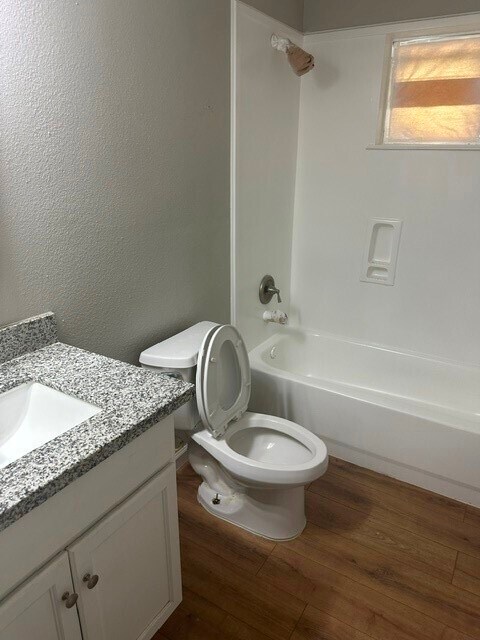 Building Photo - 15115 Lance Cir
