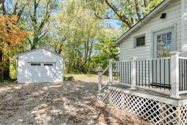 Building Photo - 138 Court St