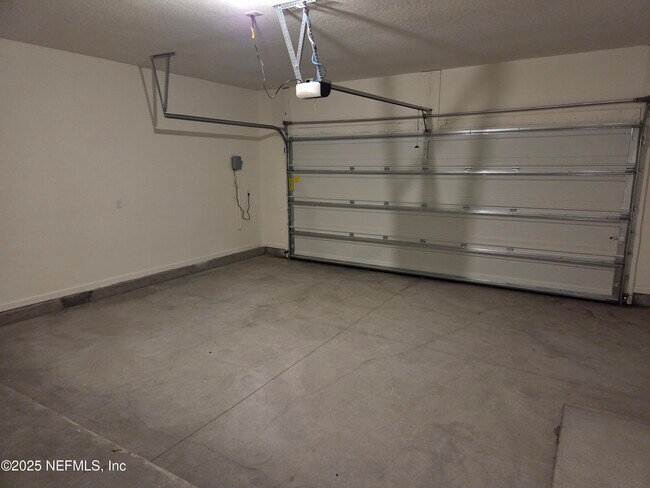 Building Photo - 11063 Buckner Ln