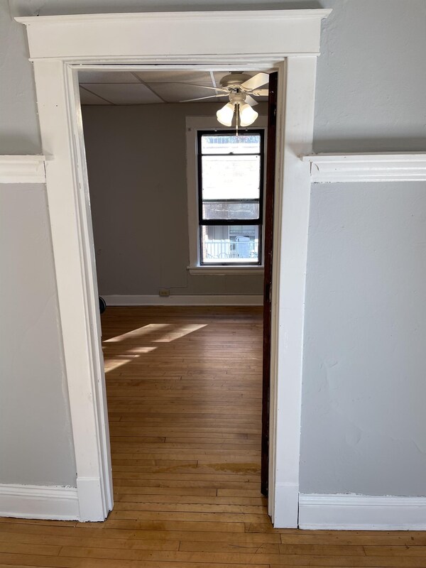 Building Photo - 110 S Blair St