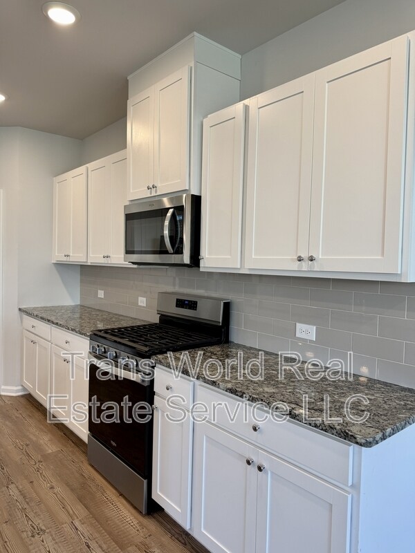 Building Photo - 2090 Ecoland Dr