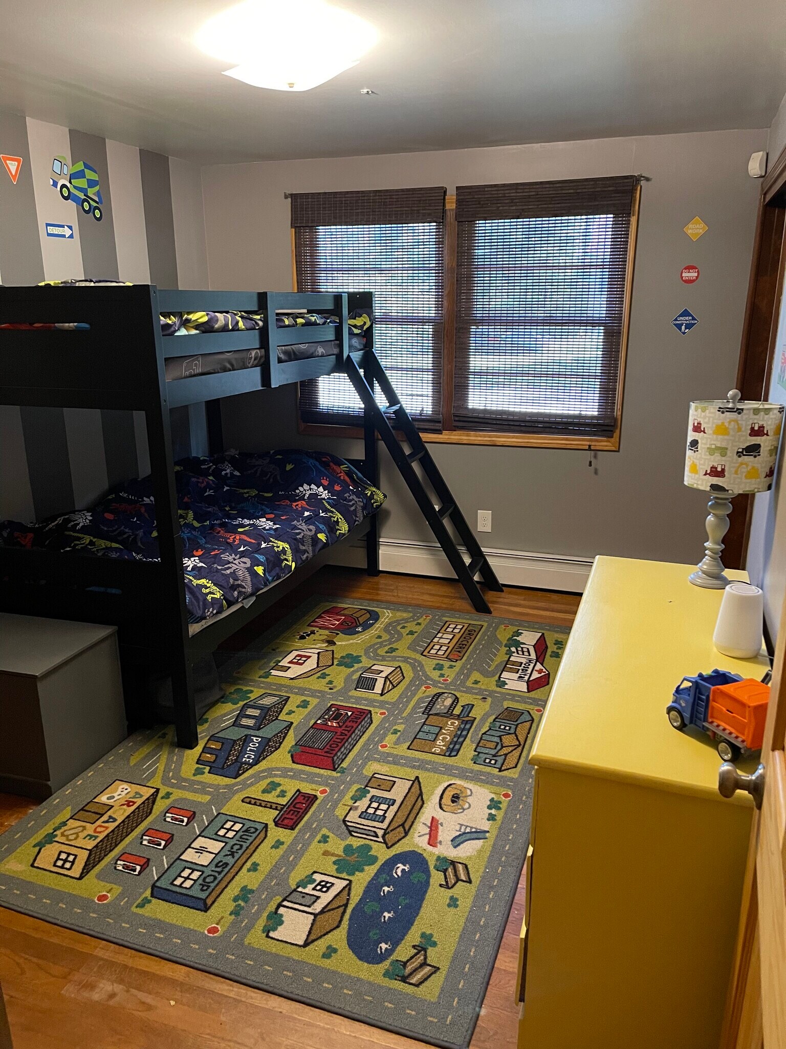 Building Photo - 14 Jo Ellen Dr