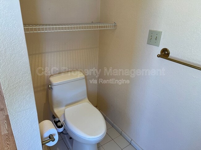 Building Photo - 293 Saybrook Way