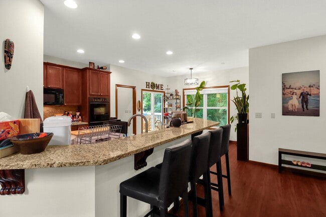 Building Photo - 5260 Leydorf Ln