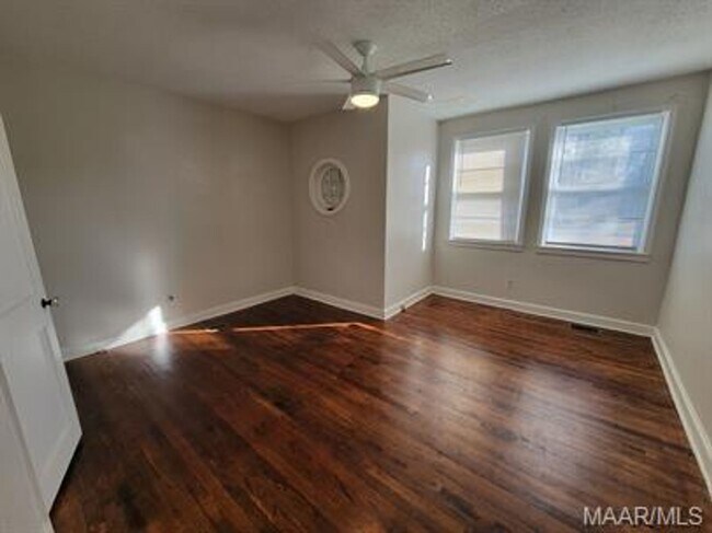 Building Photo - 7 Calhoun Rd