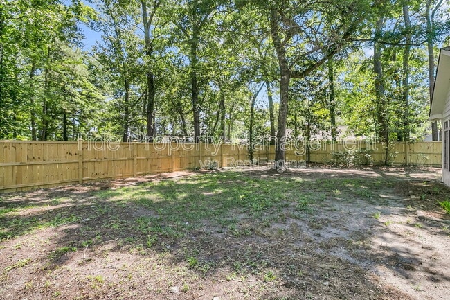 Building Photo - 109 Runnymede Ln