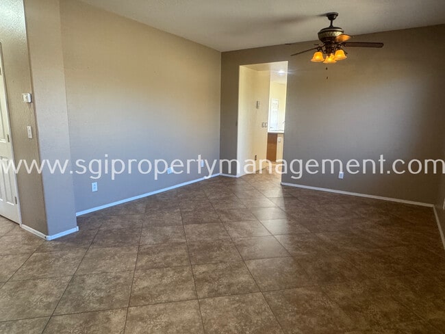 Building Photo - 39826 N Mill Creek Ct