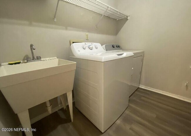 Building Photo - 4836 Ashley Manor Way W