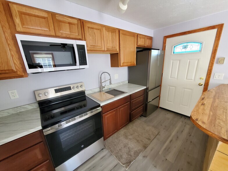 New; SS appliances, cabinets, countertops - 3 Ludlow St