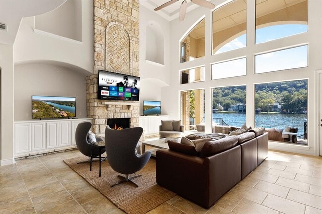 Building Photo - 3113 Ski Shores Terrace