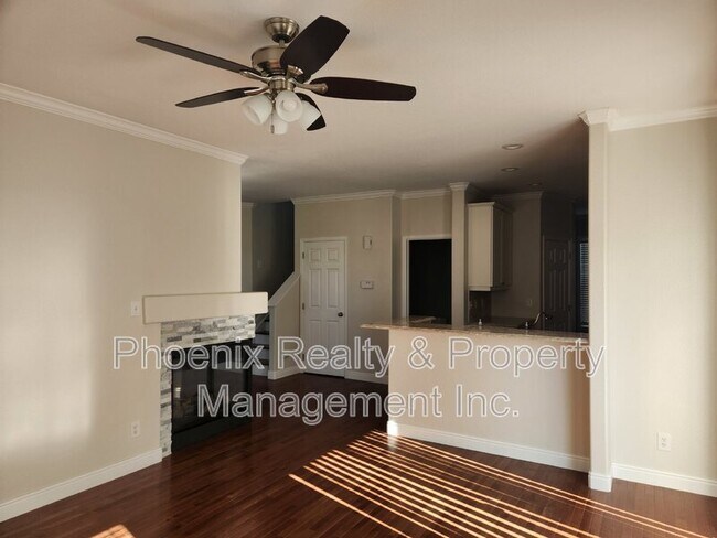 Building Photo - 4125 Portofino Dr