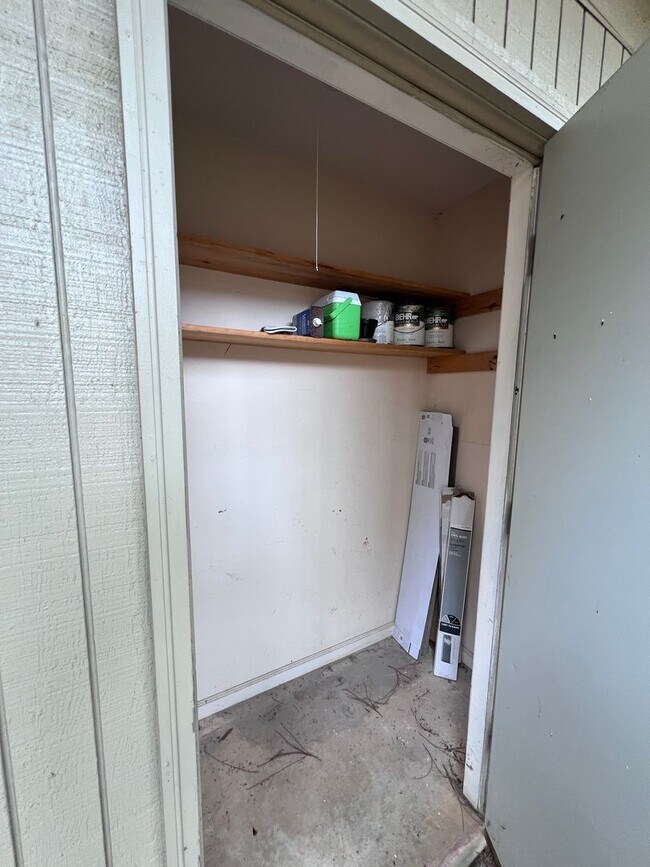 Building Photo - Crossland Downs condo