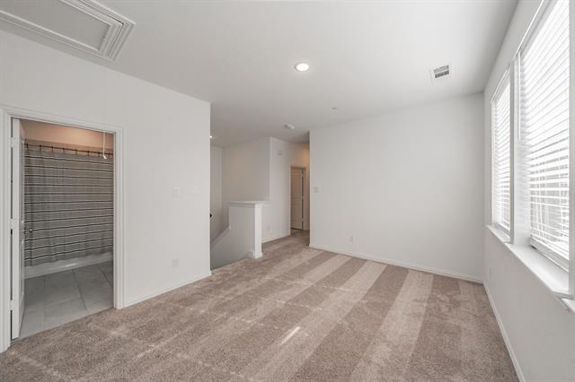 Building Photo - 405 Matchbox St