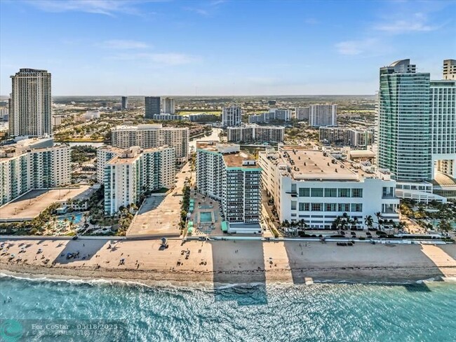Primary Photo - 3725 S Ocean Dr