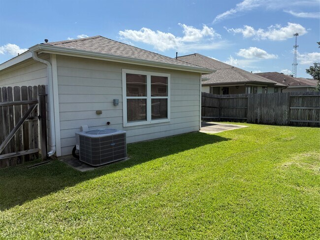 Building Photo - 29225 Legends Valley Dr