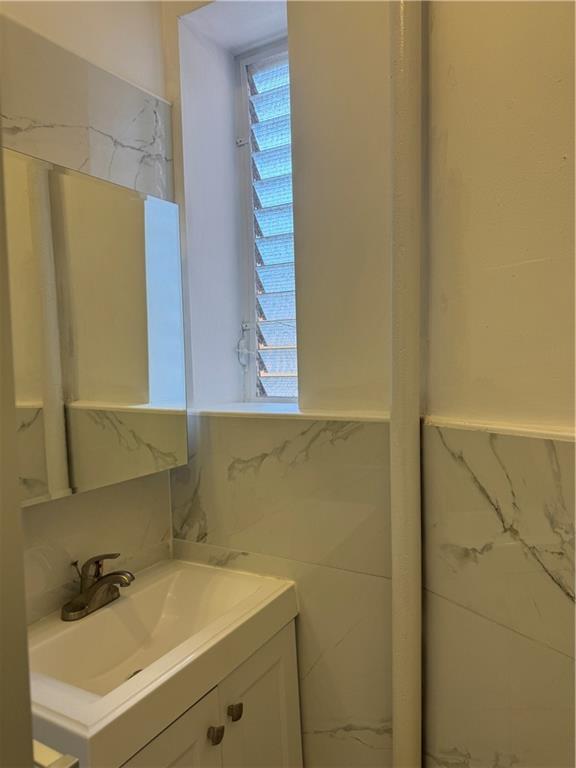 Building Photo - 1923 Bay Ridge Pkwy