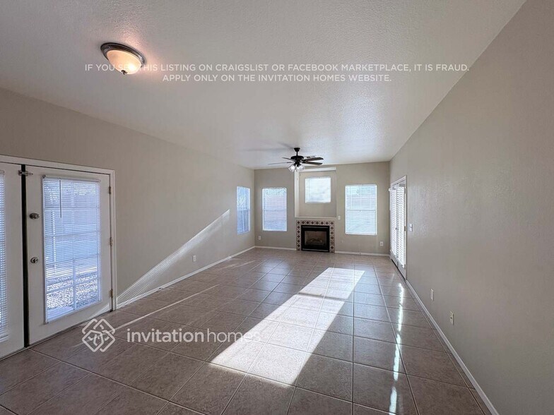 Building Photo - 2509 N Silverado