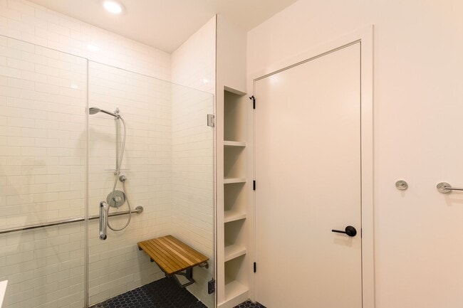 Building Photo - Terrific One Bedroom Condo in Truxton Circle!