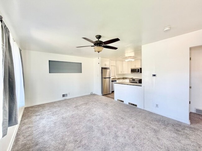 Building Photo - Updated Perlmack Ranch