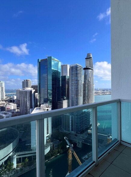 Building Photo - 41 SE 5th St