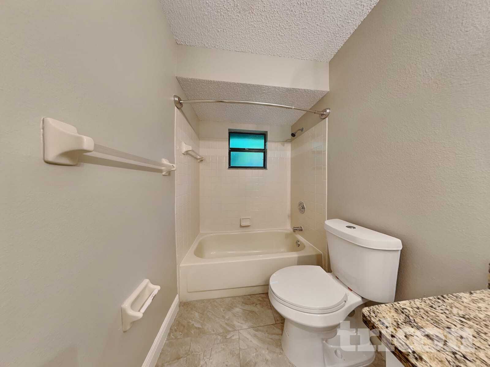 Building Photo - 488 Northview St