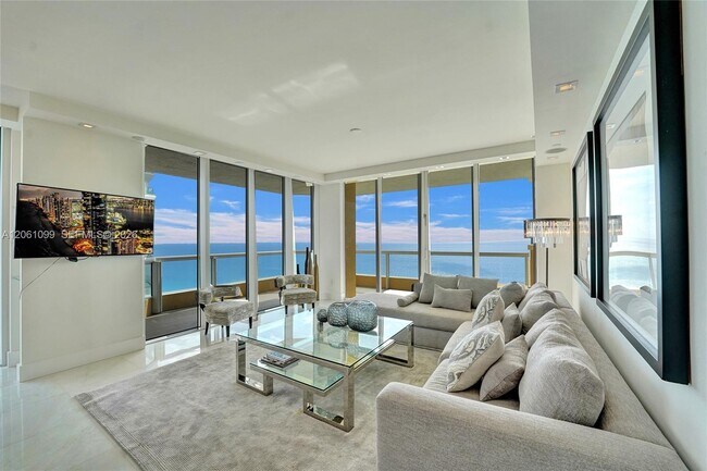 Building Photo - 17875 Collins Ave