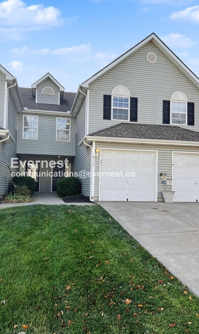 Building Photo - 8114 N Lawn Ave