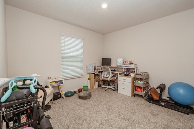 Building Photo - 3102 Heritage Plantation Blvd