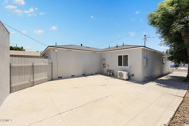 Building Photo - 4419 Corliss St
