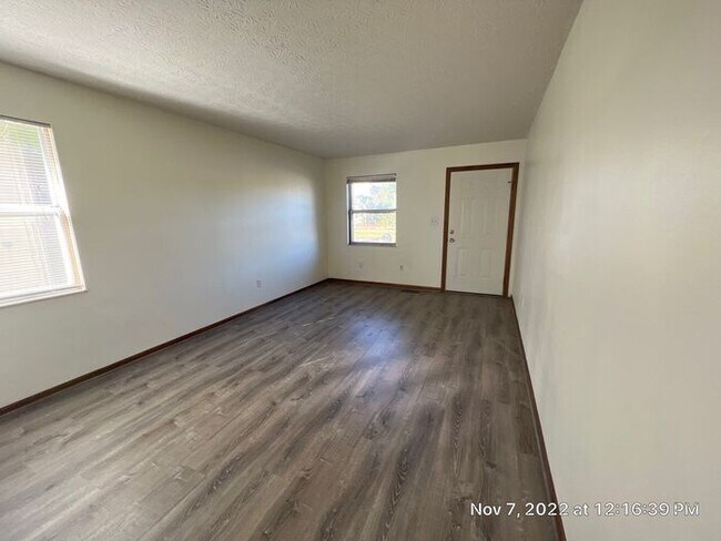 Building Photo - 3 BR 2.5 BA in Hilliard Schools