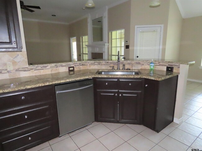 Building Photo - 21206 Altuda Ln
