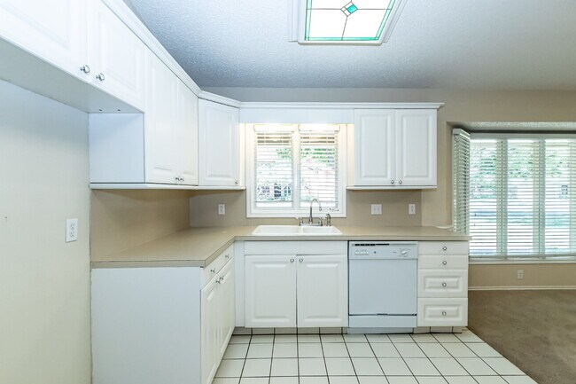 Building Photo - 2 Large Living areas! Approximately 2100 S...