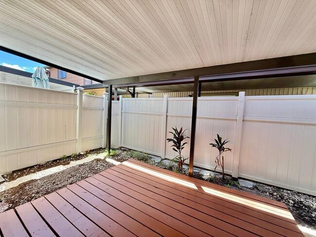 Building Photo - 3416 Sunrise Villas Ct N