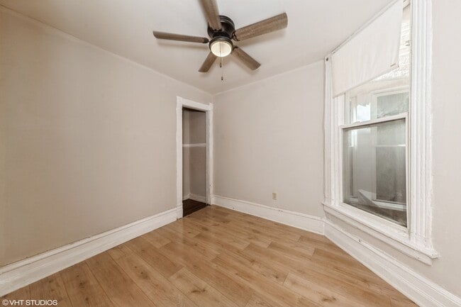 Building Photo - 6330 S Ellis Ave