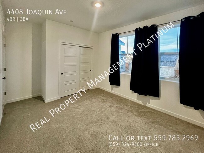 Building Photo - $2,995 Ashlan & Highland, 4 Bedroom 2.5 Ba...